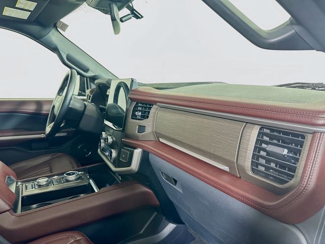 2024 Ford Expedition Limited Image 20 of 34