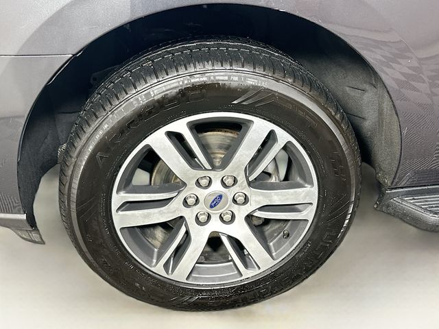 2024 Ford Expedition Limited Image 10 of 34