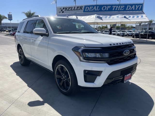 Vehicle image 3 of 29