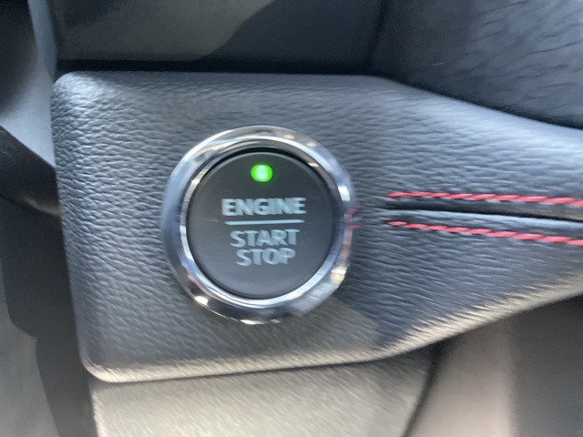 Vehicle image 16 of 29