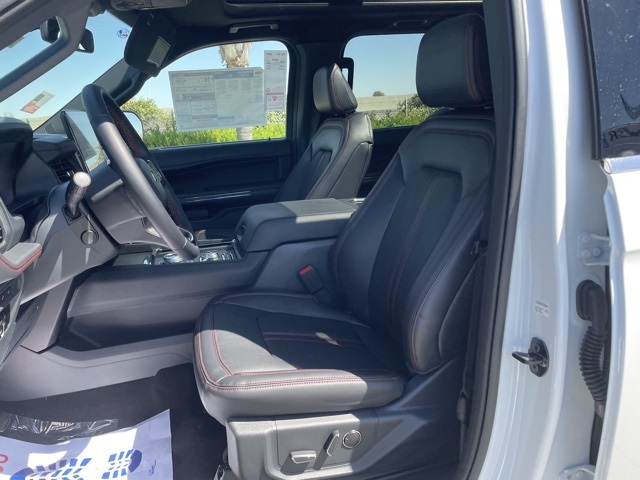 Vehicle image 19 of 29