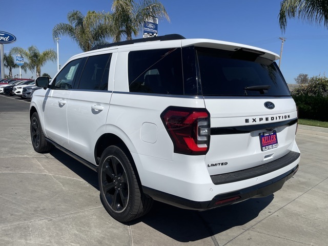 Vehicle image 8 of 29