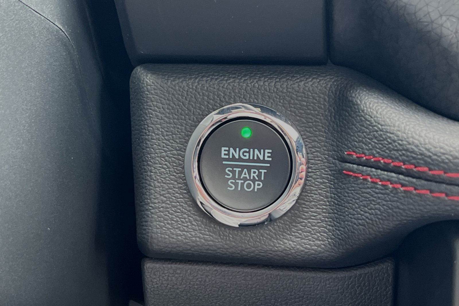 Vehicle image 24 of 30
