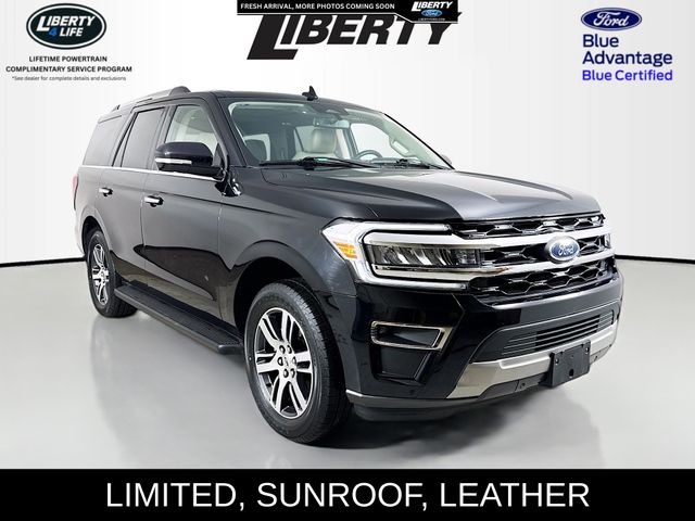 2024 Ford Expedition Limited Image 3 of 37