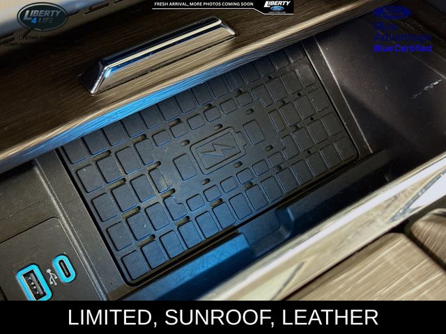 2024 Ford Expedition Limited Image 12 of 37