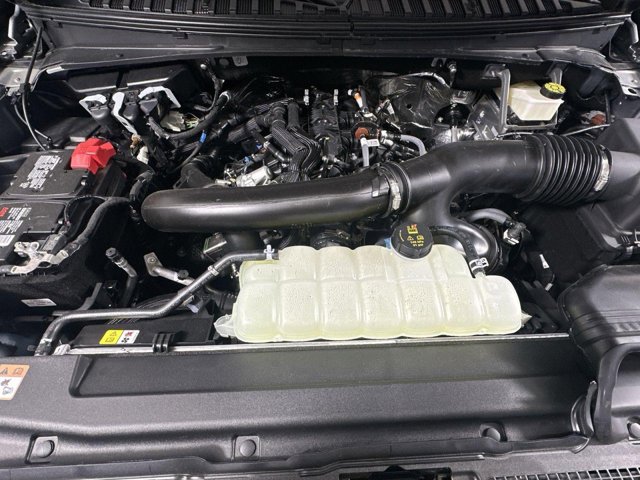 Vehicle image 35 of 36