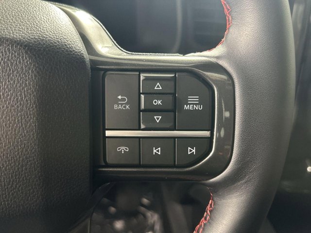 Vehicle image 16 of 36
