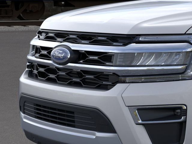 2024 Ford Expedition Limited Image 17 of 23