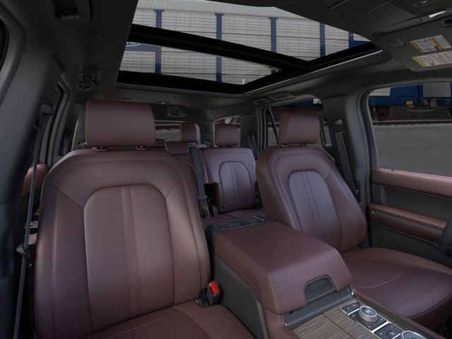2024 Ford Expedition Limited Image 10 of 23