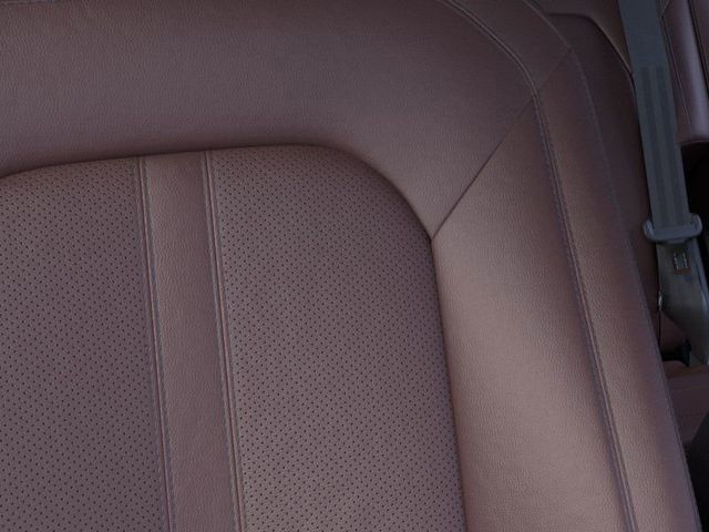 2024 Ford Expedition Limited Image 16 of 23