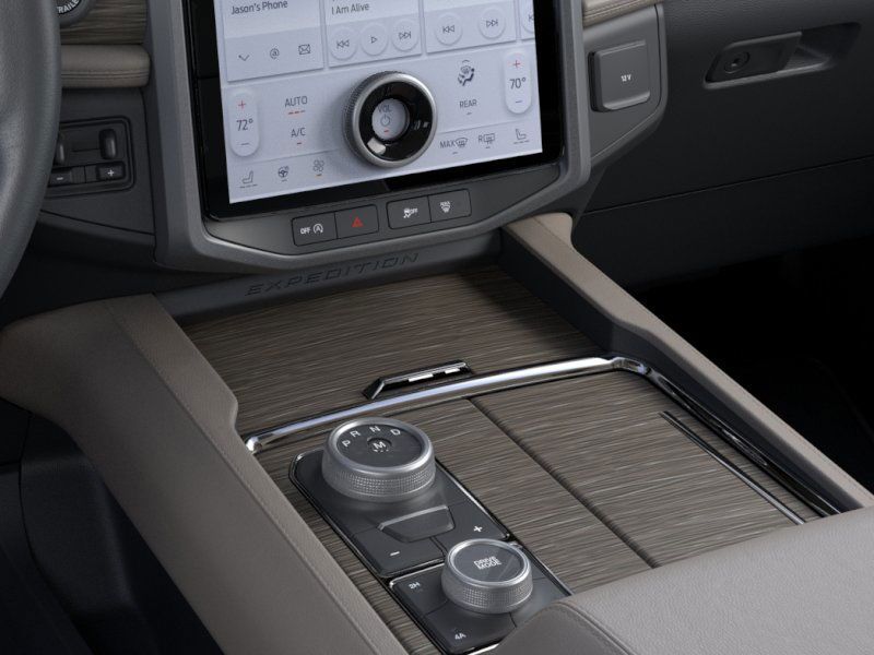Vehicle image 15 of 23