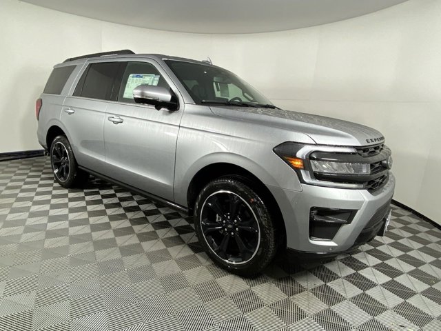 Vehicle image 8 of 20