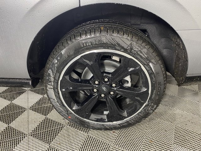 Vehicle image 20 of 20