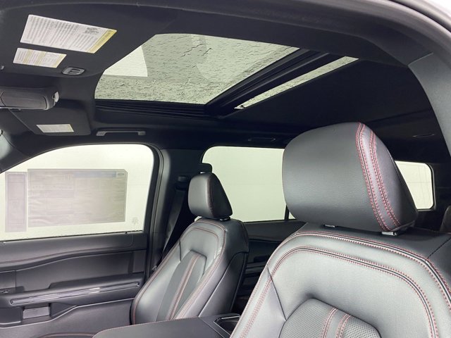 Vehicle image 19 of 20
