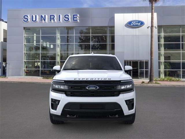 Vehicle image 3 of 23