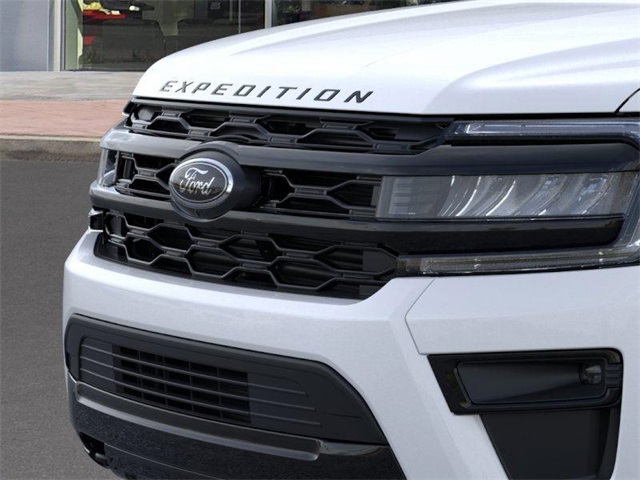 Vehicle image 20 of 23