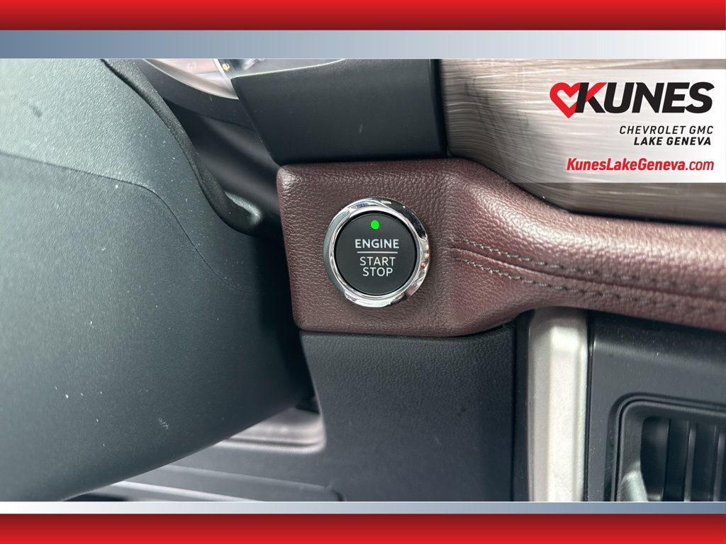 Vehicle image 27 of 55