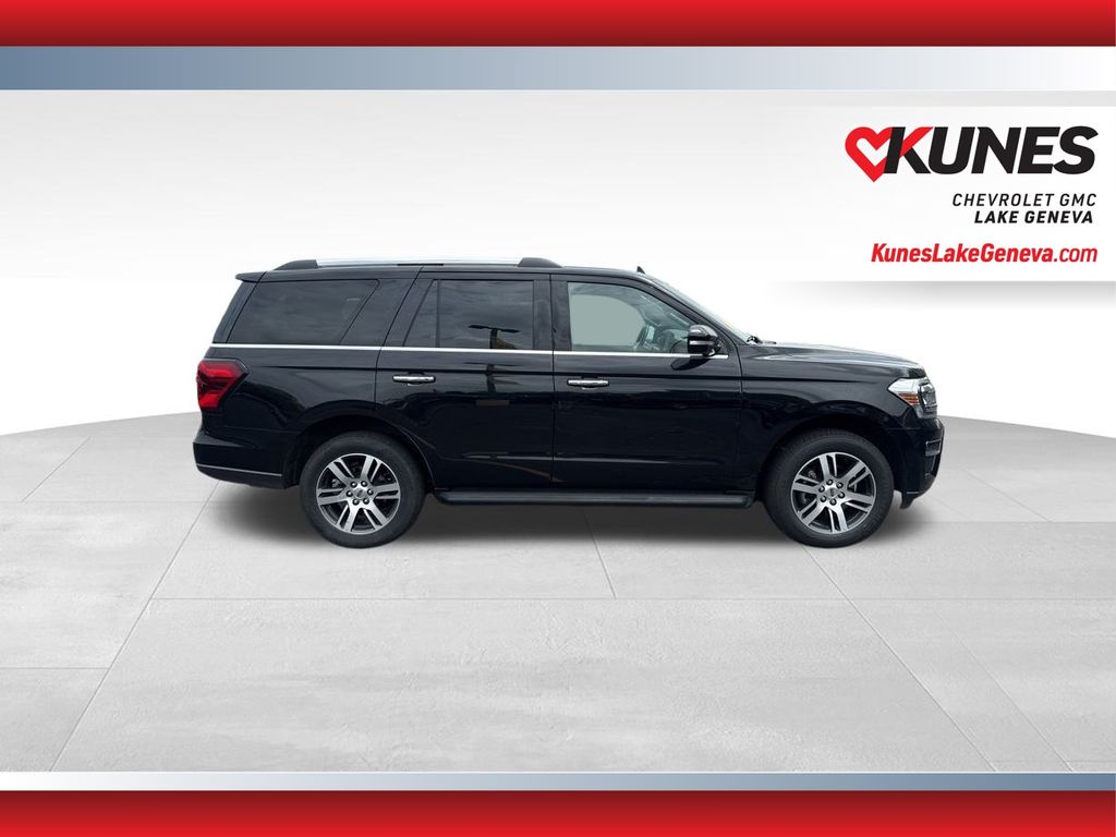 Vehicle image 4 of 55