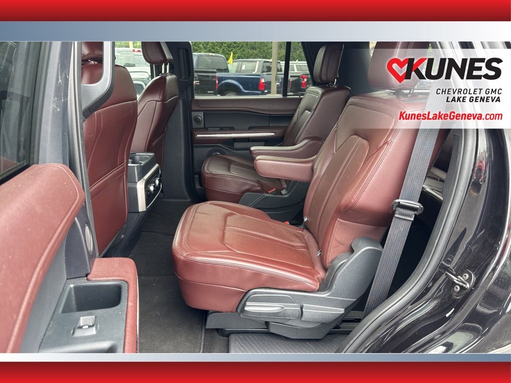 Vehicle image 12 of 55
