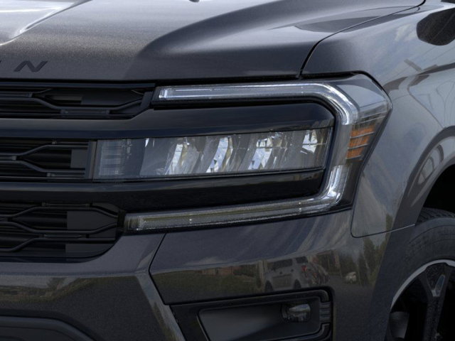 Vehicle image 18 of 23