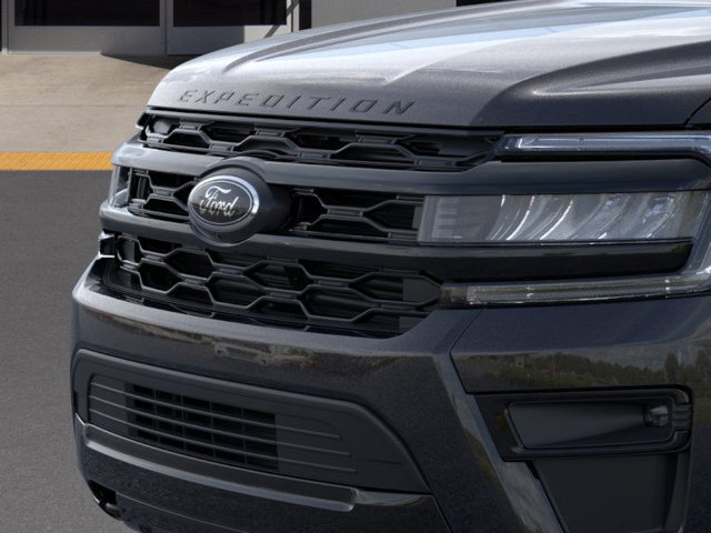 Vehicle image 17 of 23