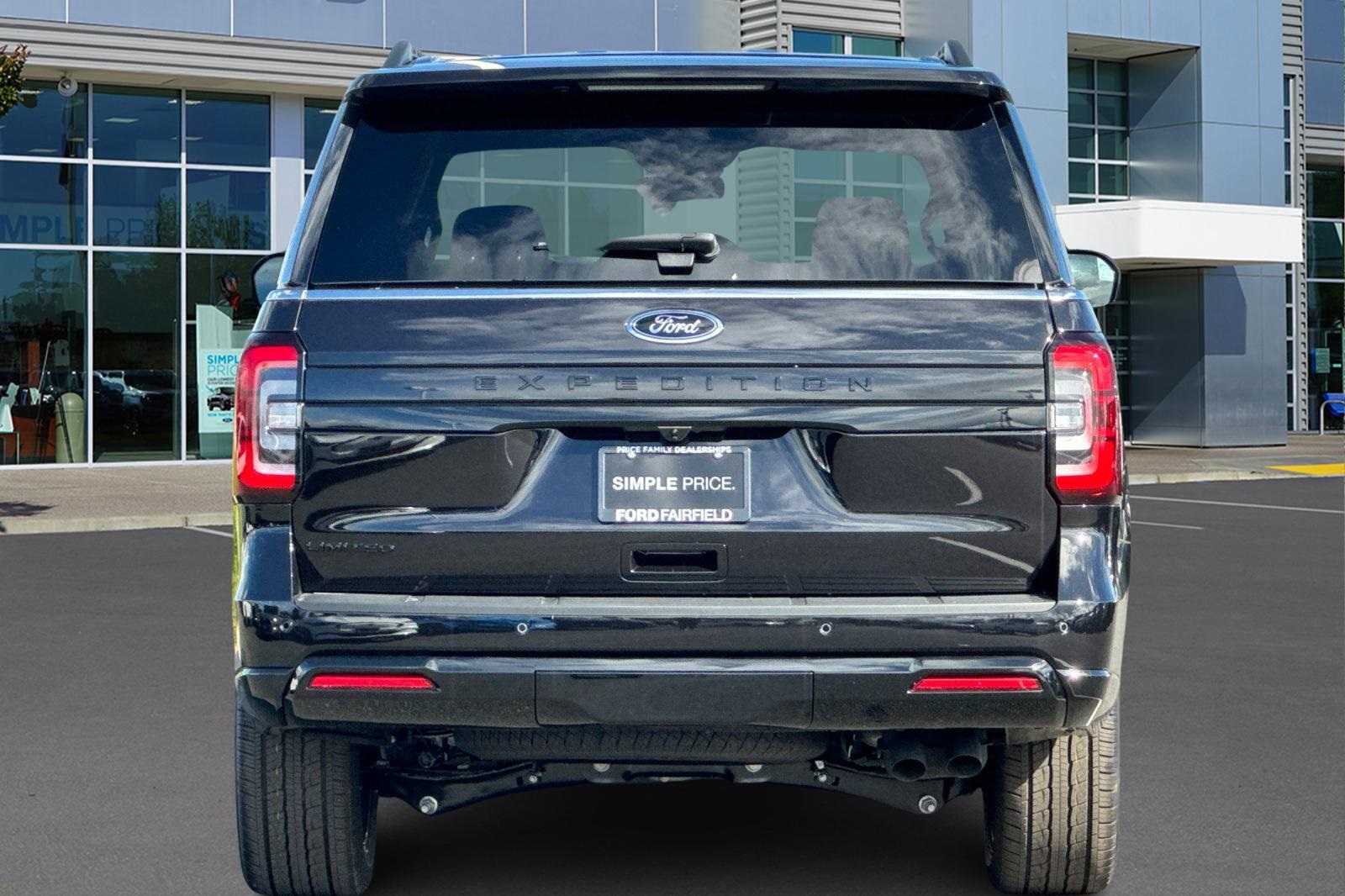 Vehicle image 5 of 22