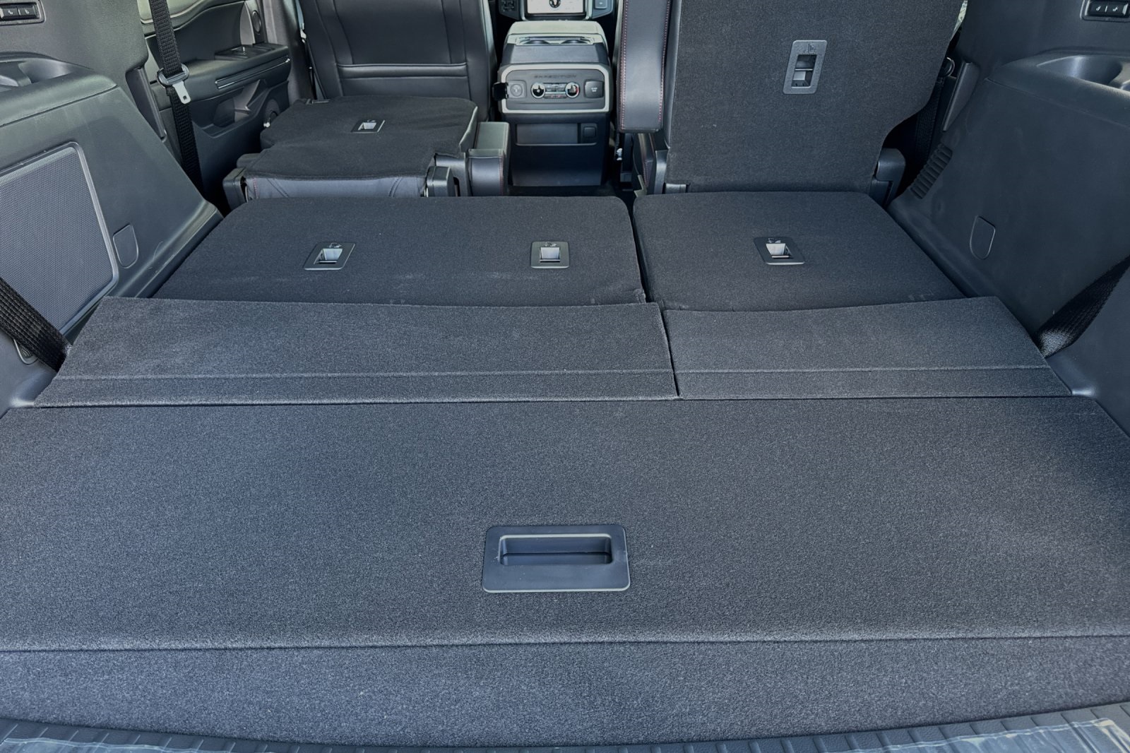 Vehicle image 12 of 22