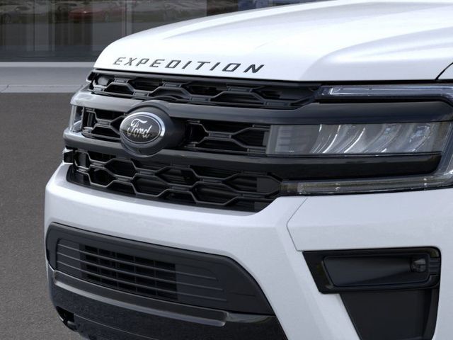 2024 Ford Expedition Limited Image 17 of 23