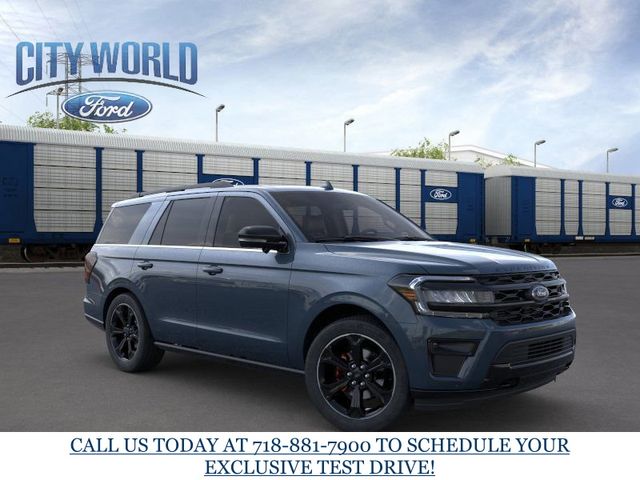 2024 Ford Expedition Limited Image 4 of 23