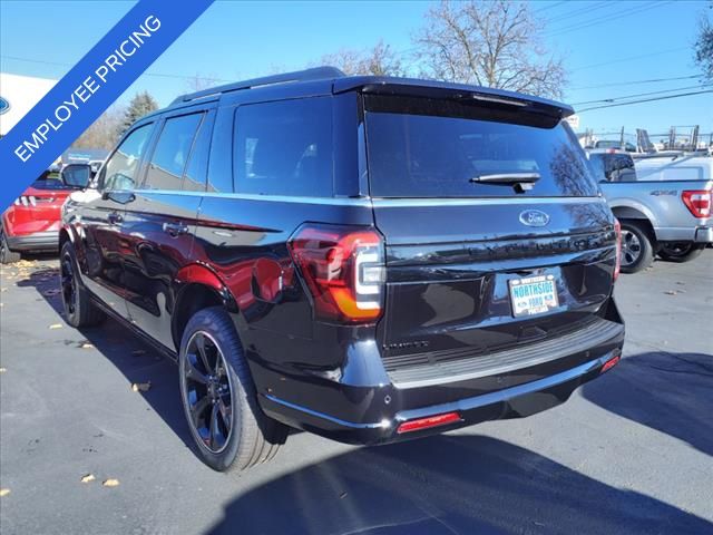 Vehicle image 4 of 15
