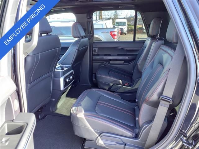 Vehicle image 8 of 15