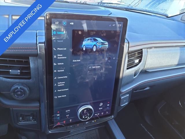 Vehicle image 12 of 15