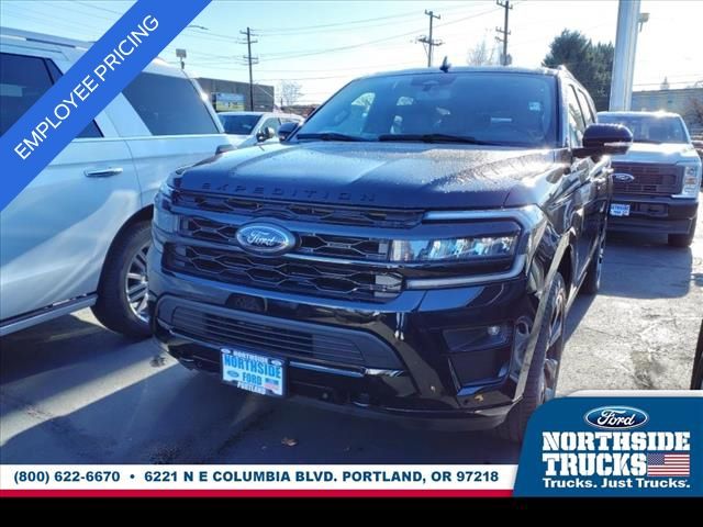 Vehicle image 4 of 15