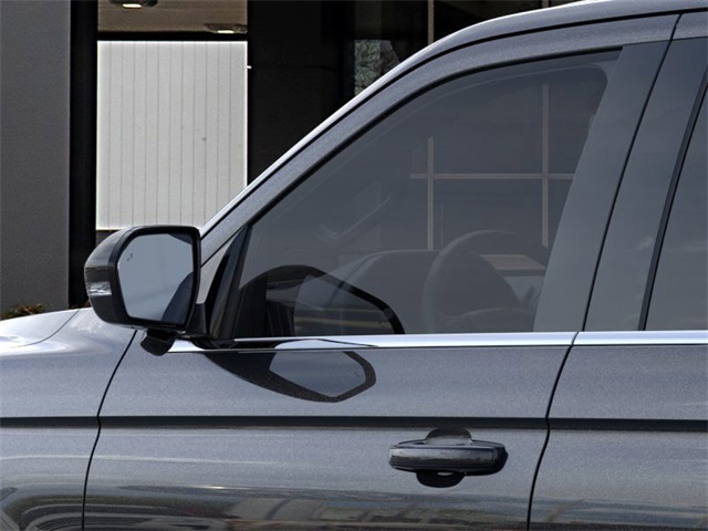 Vehicle image 20 of 23