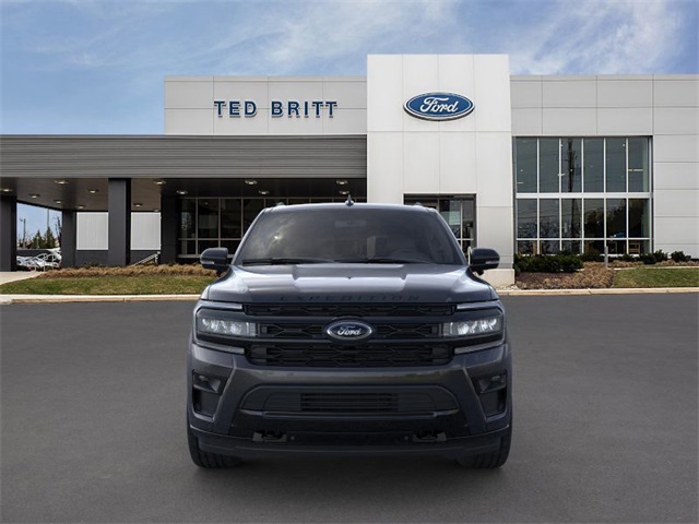 Vehicle image 4 of 23