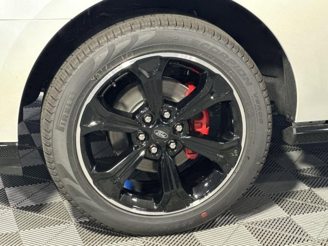 Vehicle image 9 of 37