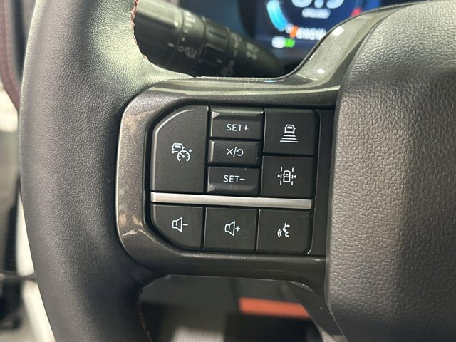 Vehicle image 18 of 37