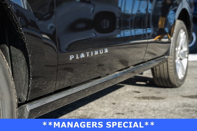 Vehicle image 12 of 40