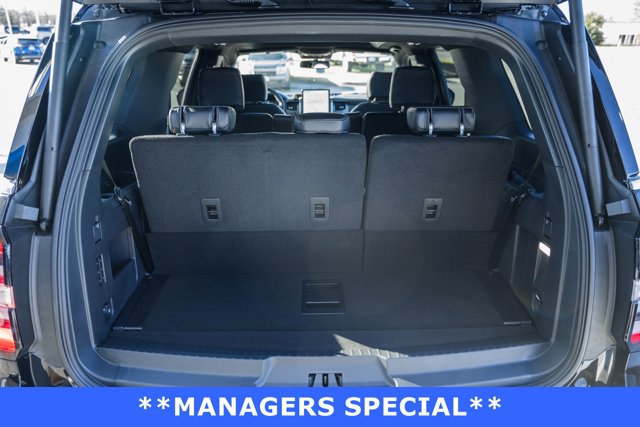 Vehicle image 18 of 40