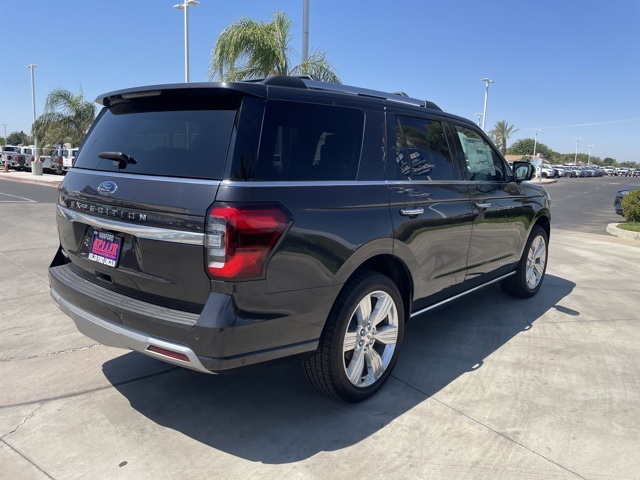 Vehicle image 4 of 28