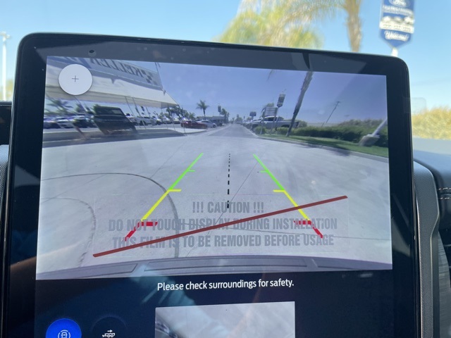 Vehicle image 12 of 28