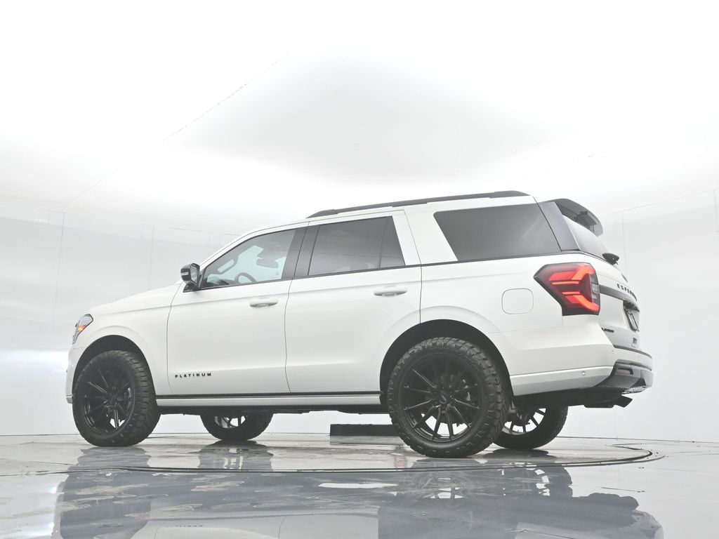 2024 Ford Expedition Platinum Image 36 of 55