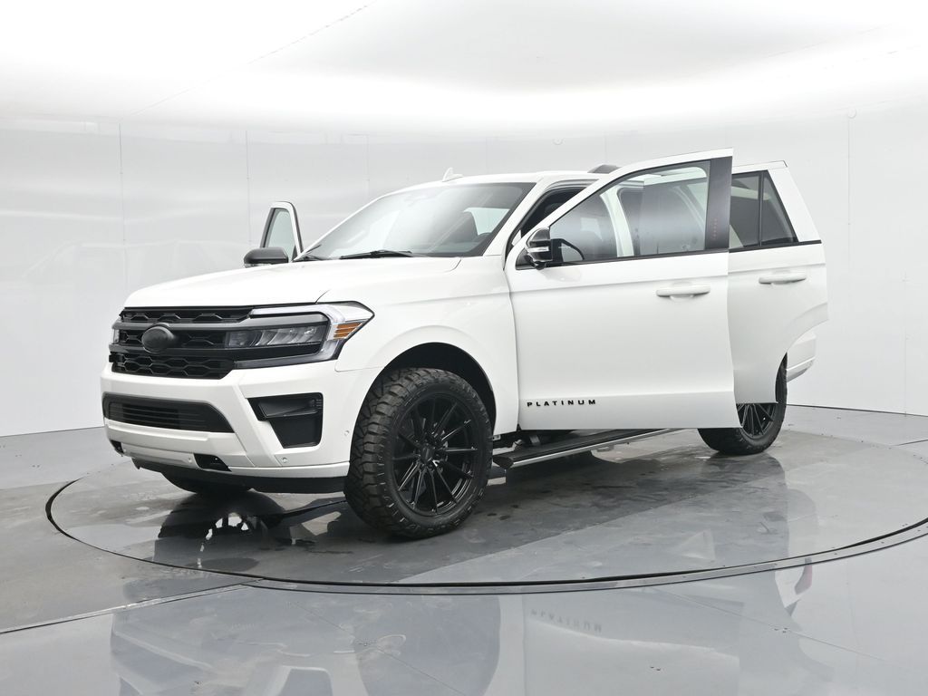 2024 Ford Expedition Platinum Image 4 of 55
