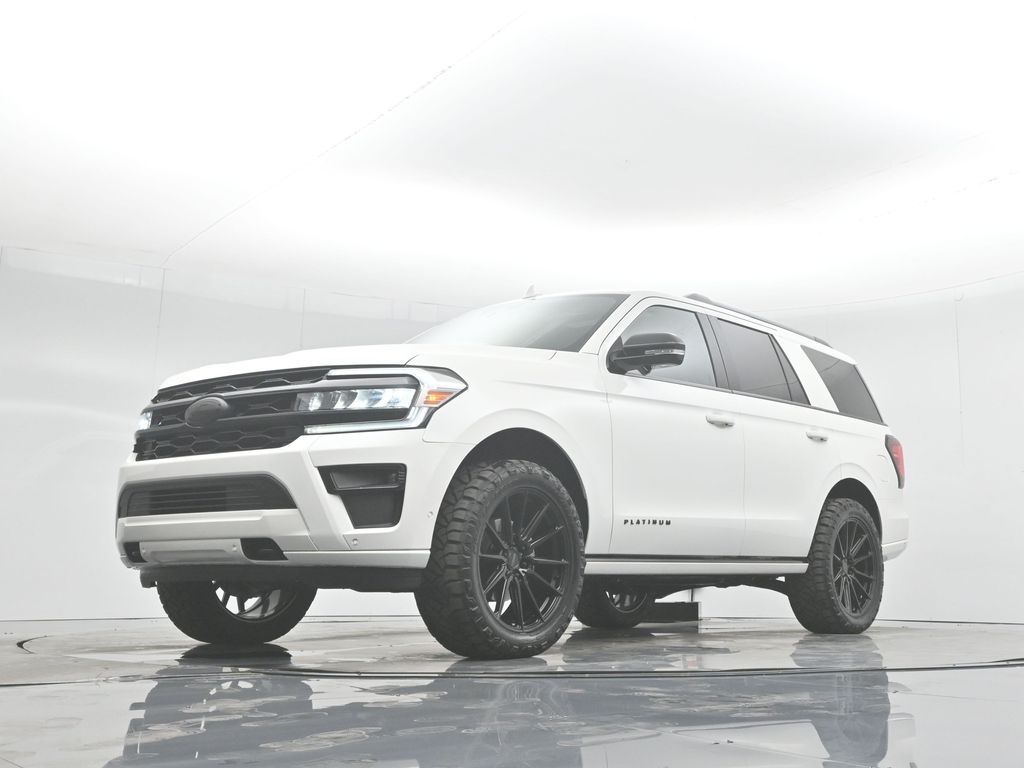 2024 Ford Expedition Platinum Image 5 of 55