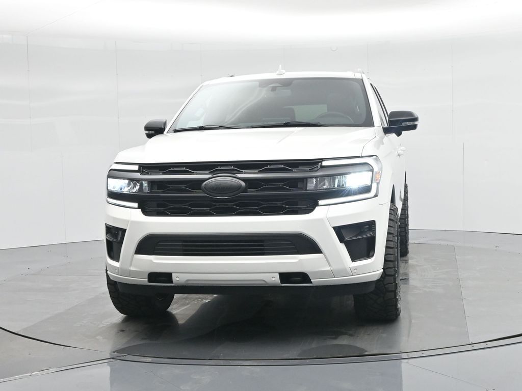 2024 Ford Expedition Platinum Image 7 of 55