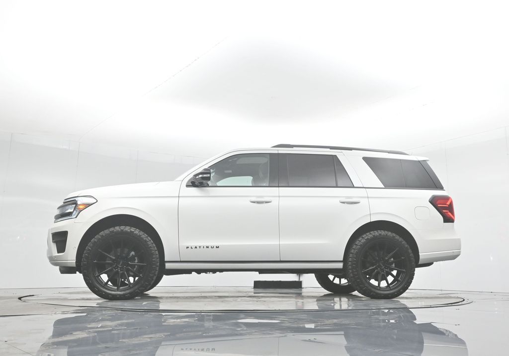 2024 Ford Expedition Platinum Image 34 of 55