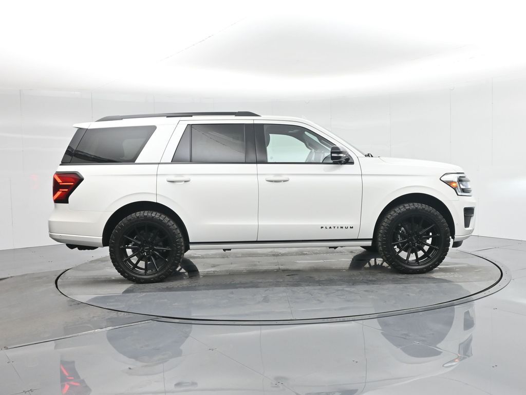 2024 Ford Expedition Platinum Image 18 of 55