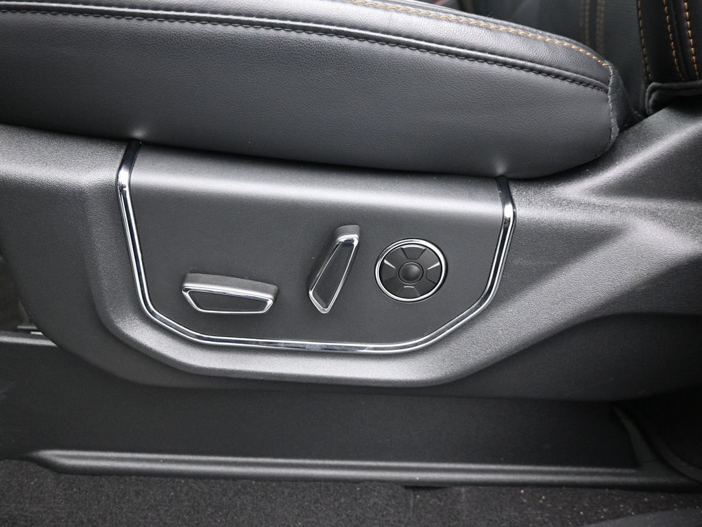 2024 Ford Expedition Platinum Image 48 of 55