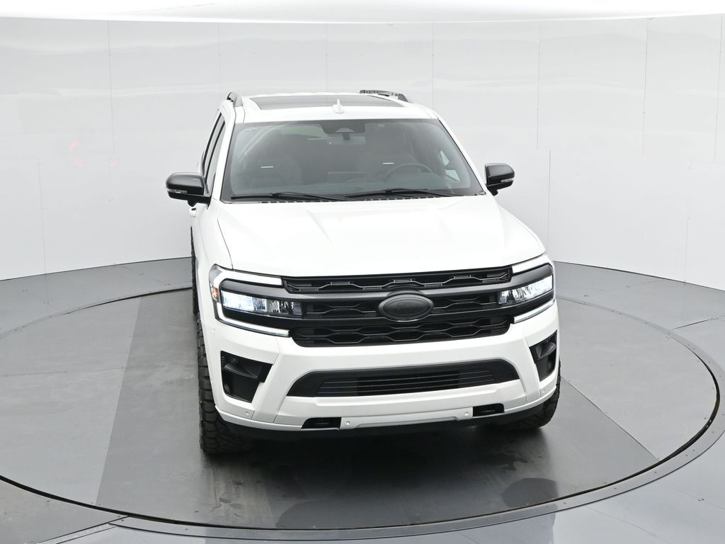 2024 Ford Expedition Platinum Image 9 of 55