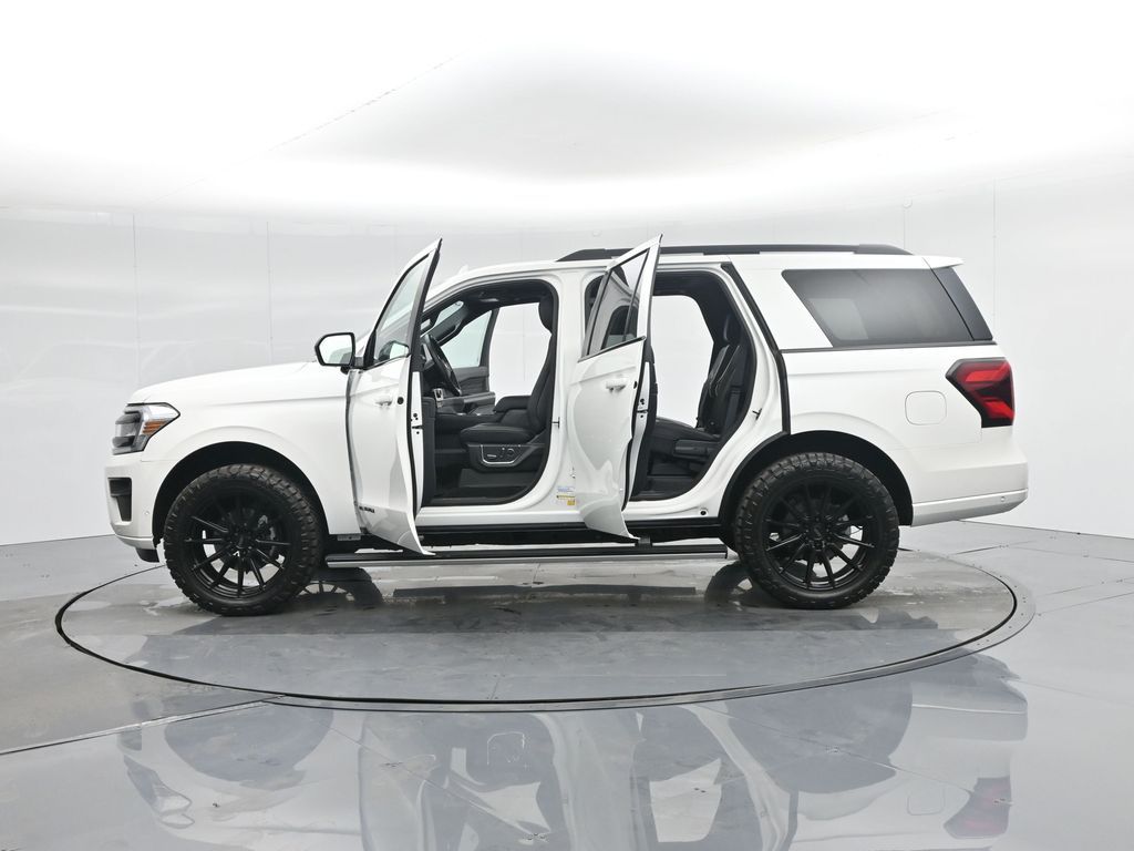 2024 Ford Expedition Platinum Image 33 of 55